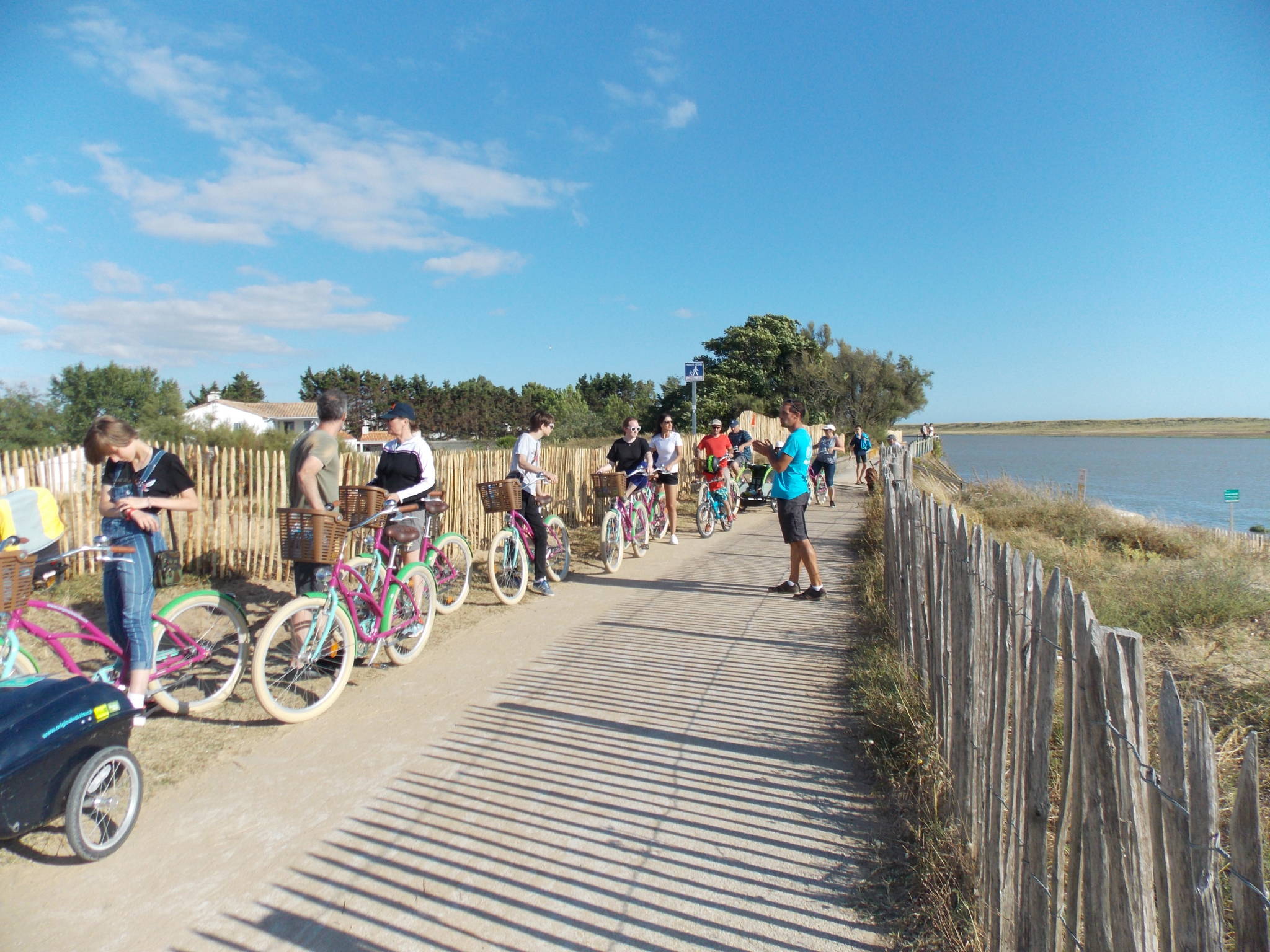 Guided Bike Ride In The Heart Of The Marais Poitevin Parc Naturel