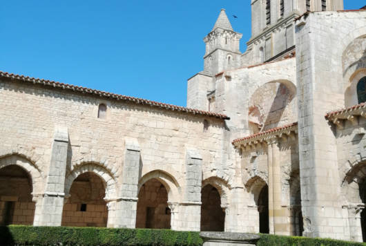 Abbaye royale de Nieul sur l'Autise